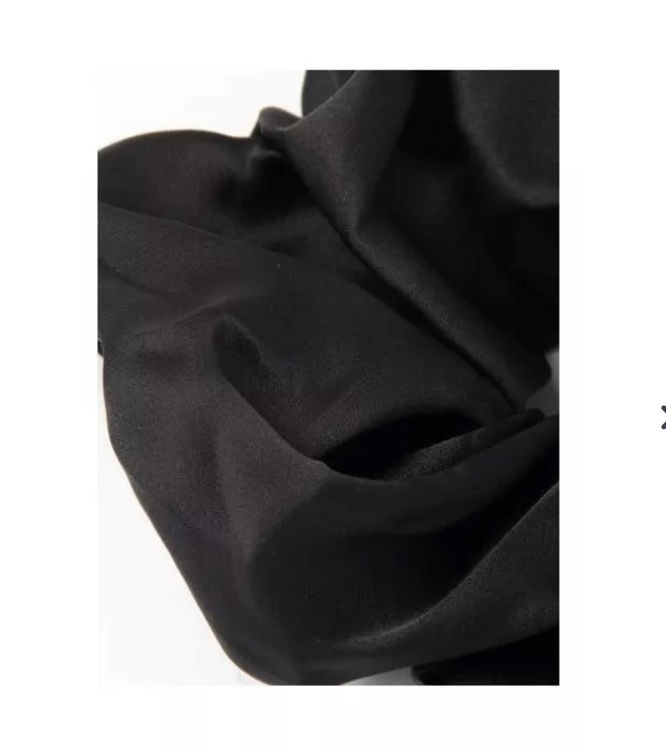 Picture of 8062 / 0620 EXTRA LARGE - IMITATION SILK SCRUNCHIE DIA.15CM